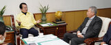(03.03.시장실) 목포 상공회의소 이한철회장 코로나19 위기극복 성금 전달