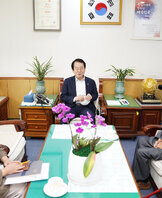 (07.21.시장실) 금강산식당 저소득층 이웃돕기 현금 기탁식