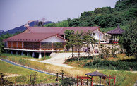 중요무형문화재전수교육관