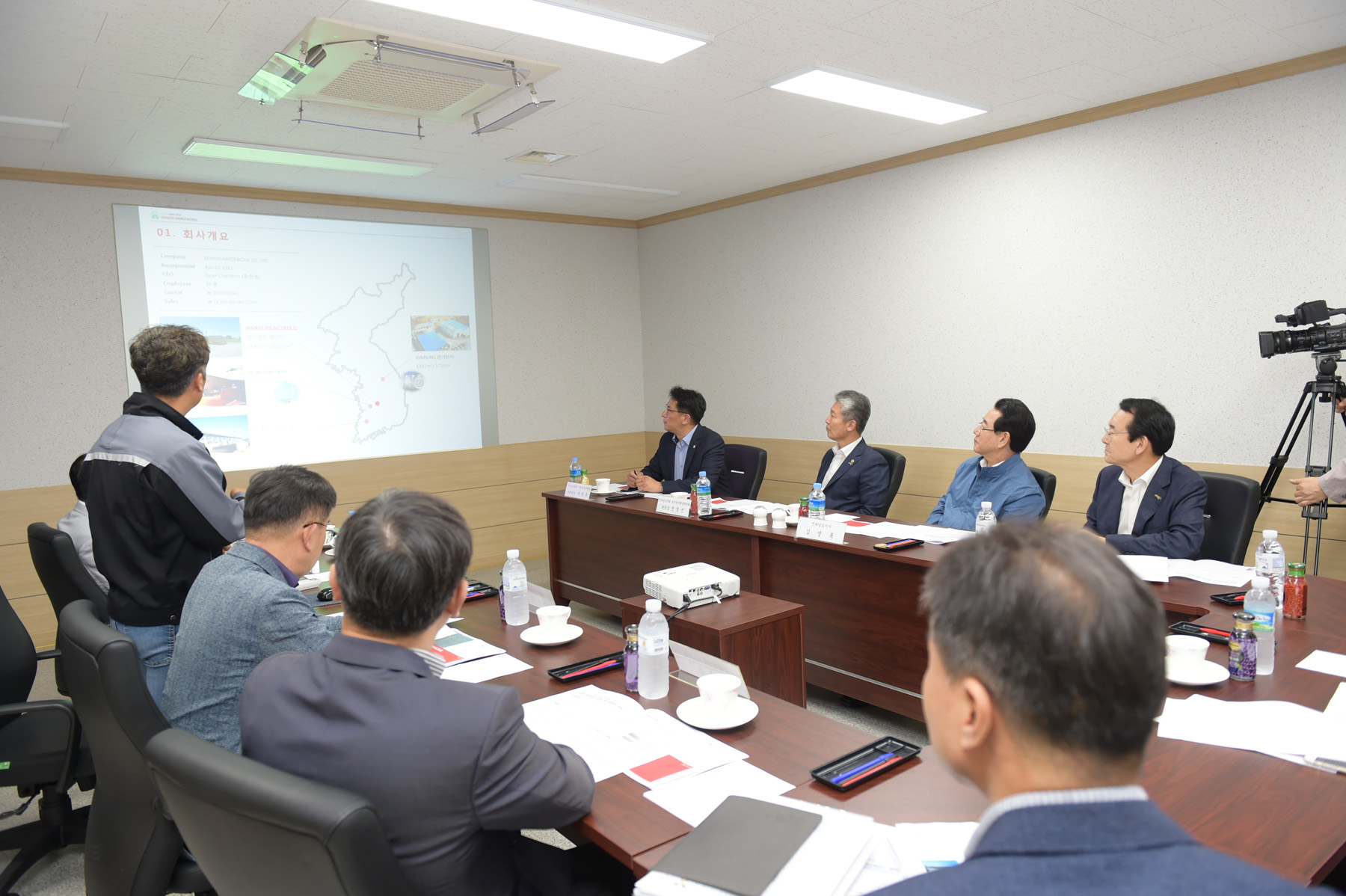 전남도지사 첨단세라믹 소재 생산기업 현장방문