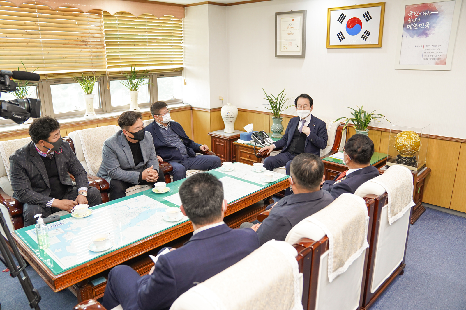 (11.26.시장실) 국제라이온스협회 355B-2지구 동절기 이웃사랑 백미 기탁식