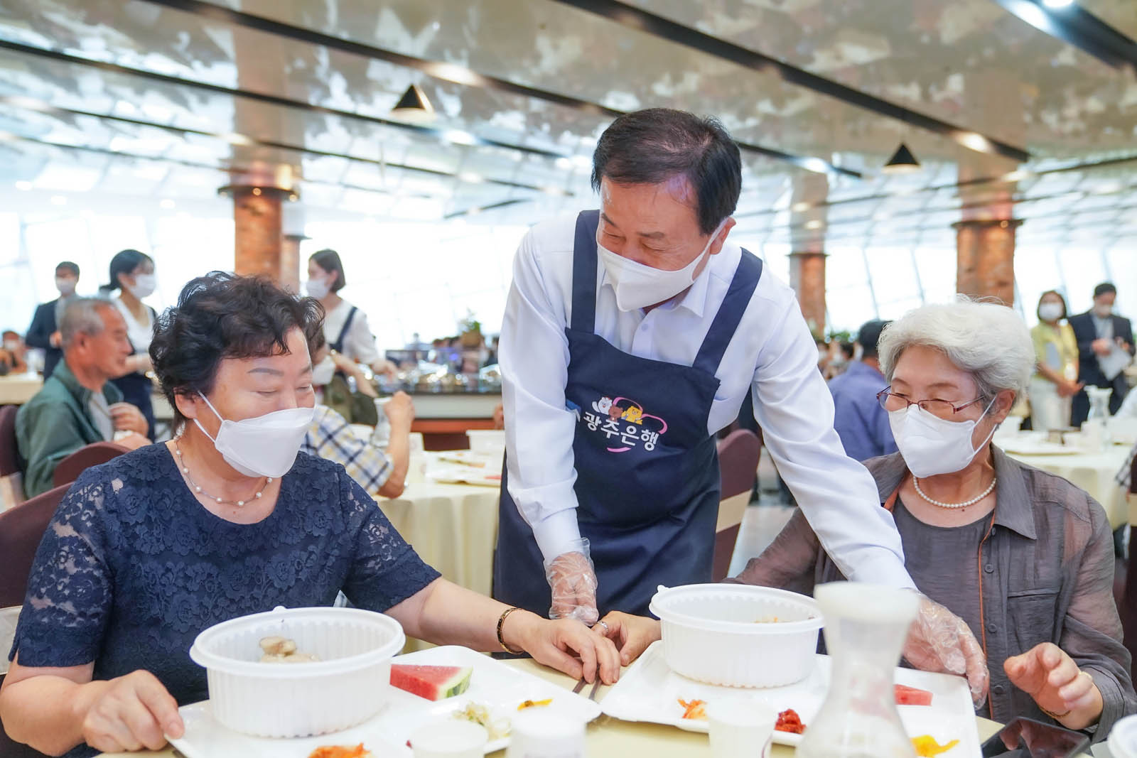 (07.26.에메랄드웨딩홀) 광주은행 삼계탕 나눔행사