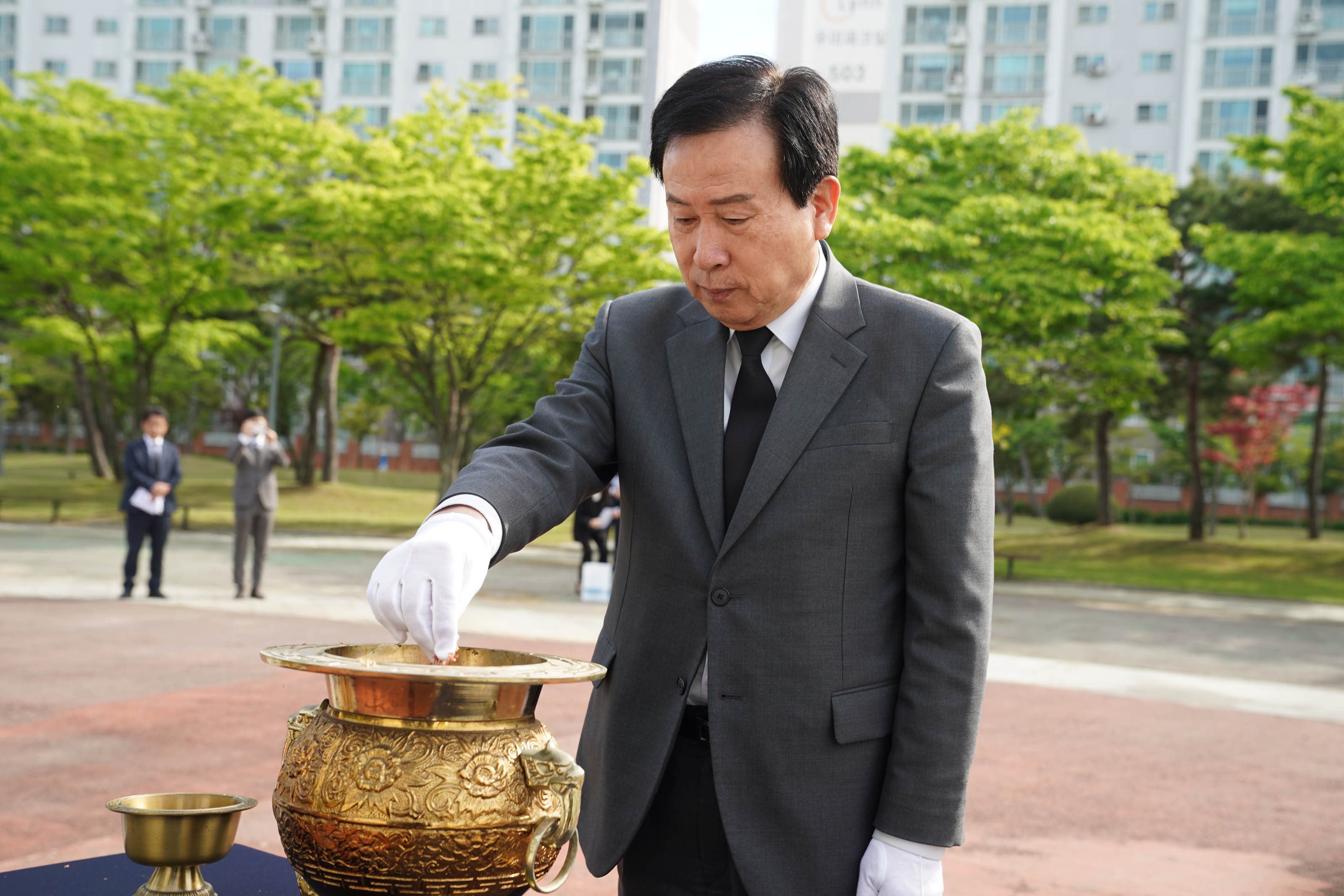 (04.19.4.19혁명기념비) 4.19혁명기념합동참배