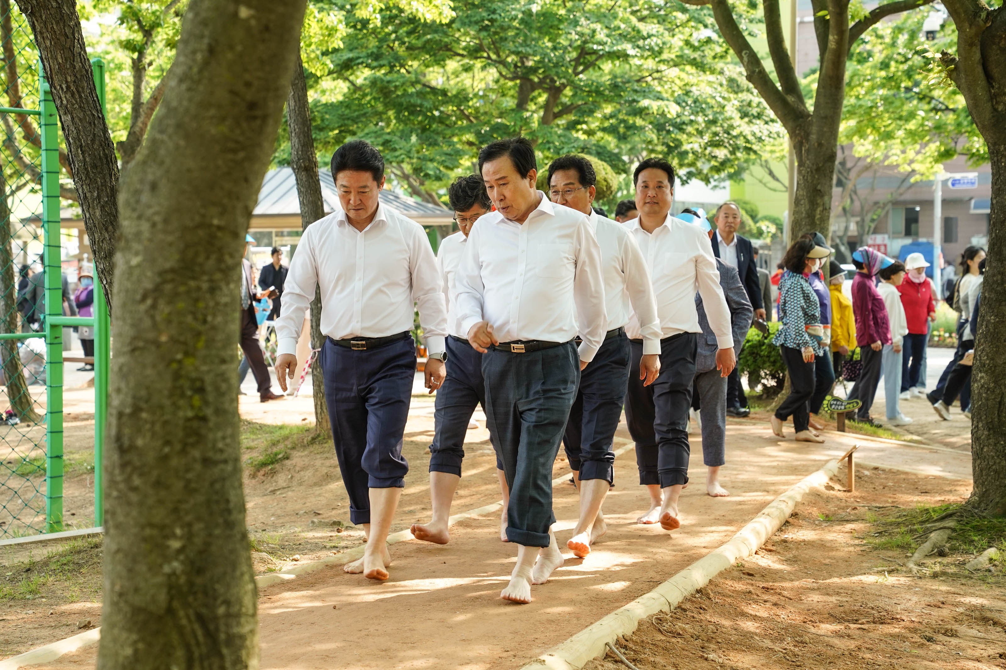 (05.02.부흥동둥근공원) 시민과함께하는 황토맨발길 걷기