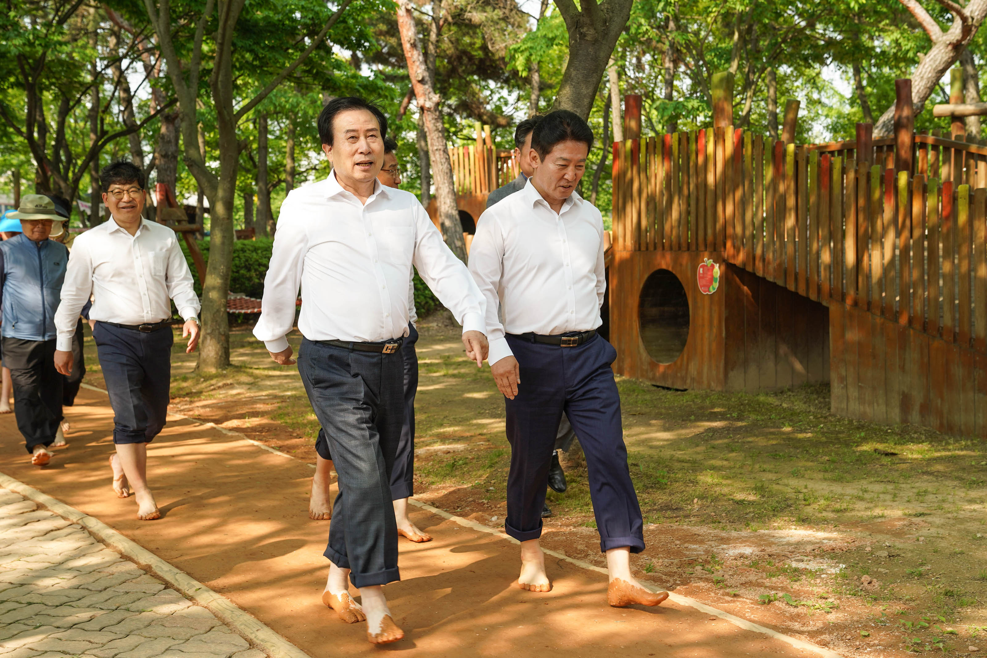 (05.02.부흥동둥근공원) 시민과함께하는 황토맨발길 걷기