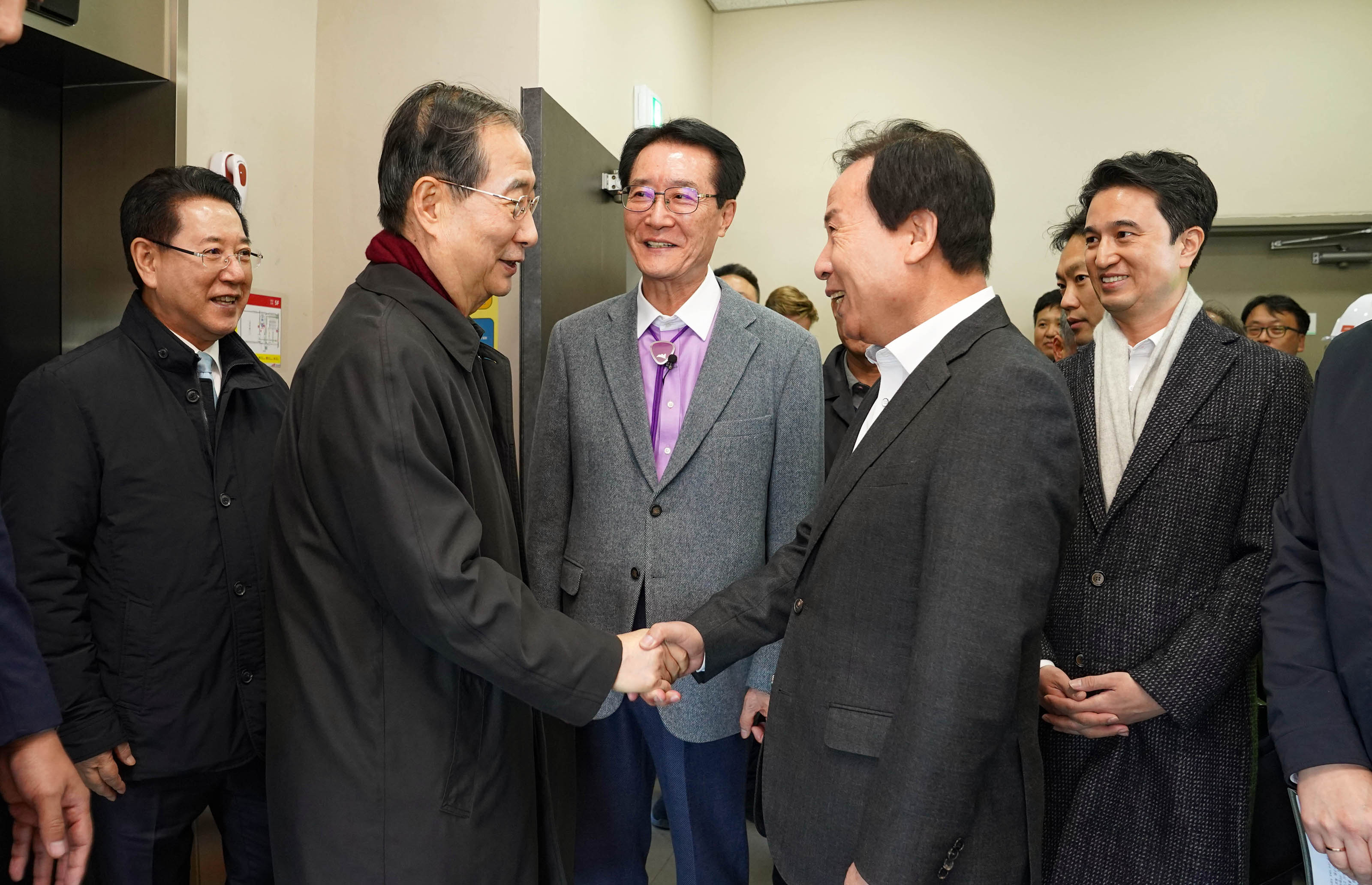 (11.18신항만) 해상풍력 간담회 및 해상풍력 전용 항만예정지 국무총리 시찰