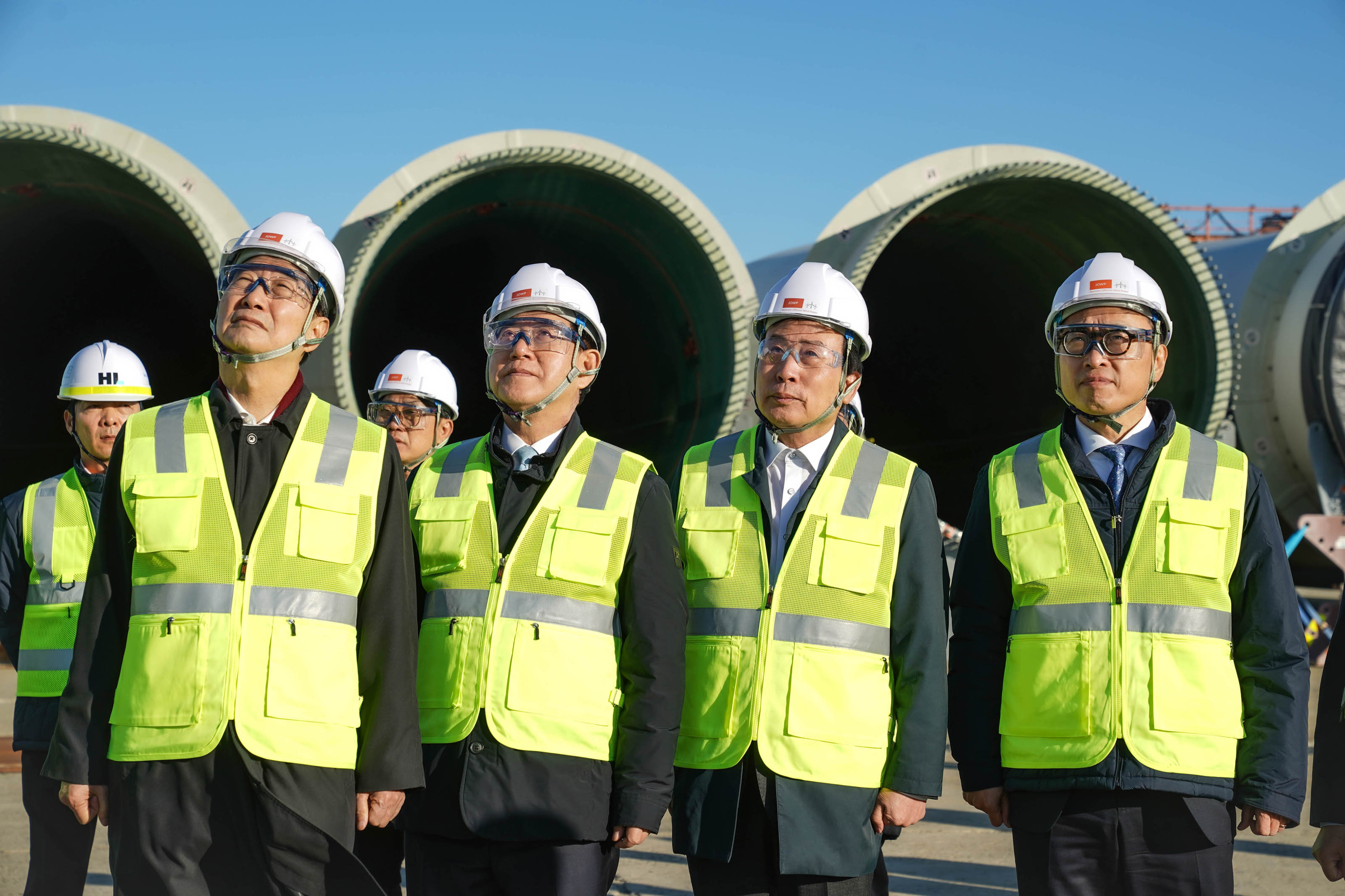 (11.18신항만) 해상풍력 간담회 및 해상풍력 전용 항만예정지 국무총리 시찰
